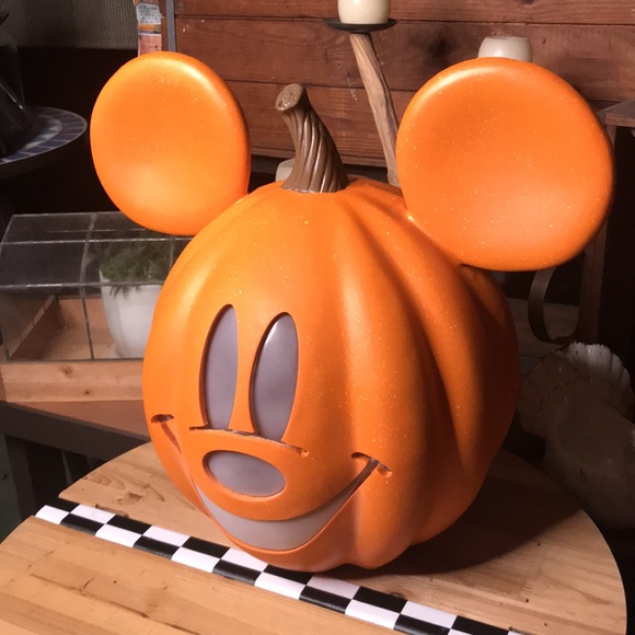 Pottery Barn Kids Magically Enchanting Disney Mickey Mouse Pumpkin Luminary - Picture 9 of 17